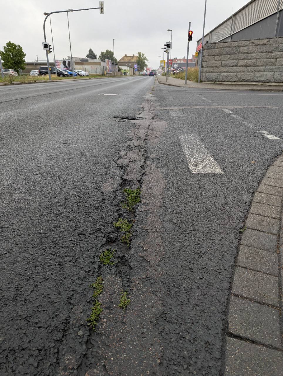 Neue Asphaltdecke für große Kreuzung in Delitzsch geplant