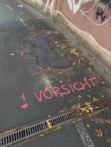 E-Scooterfahrer in Delitzscher Bahnunterführung schwer verletzt
